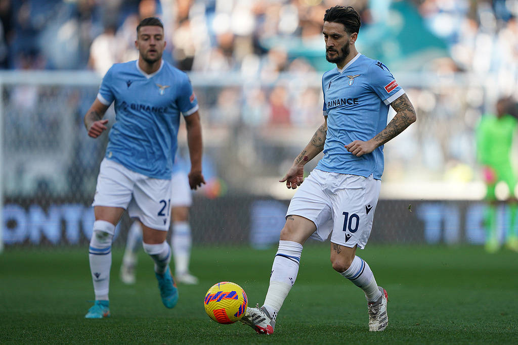 周一009 意甲焦点战:拉齐奥主场碾压卡利亚里,3-1锁定胜局