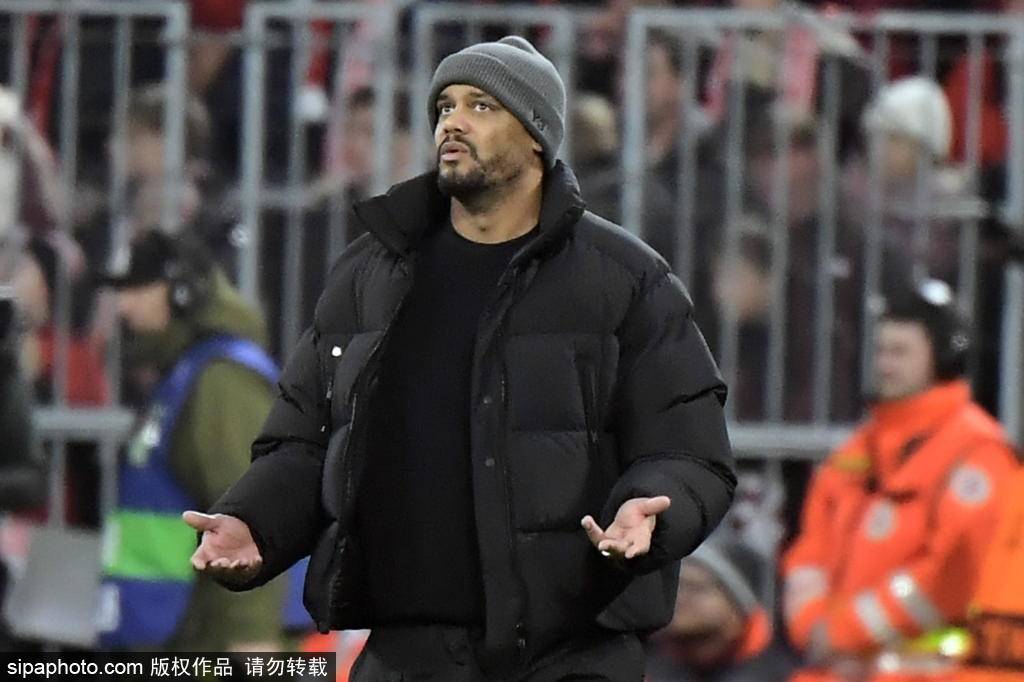 欧冠联赛阶段第6轮:17岁卡尔欧冠4场3球 拜仁3-1逆转葡体