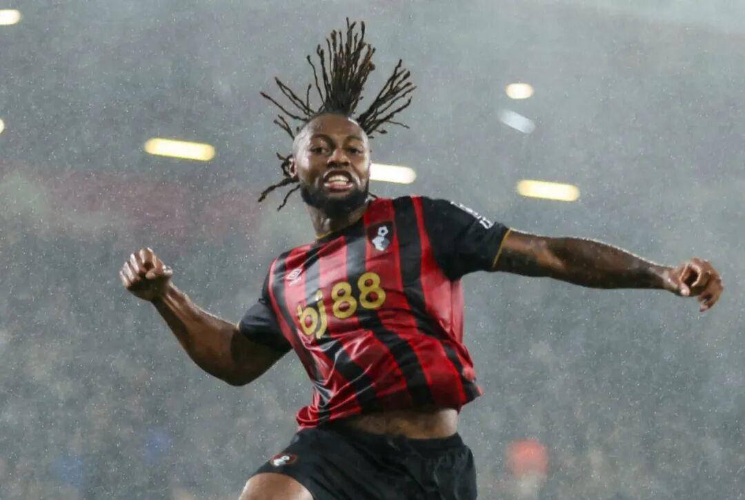 加盟曼联?阿莫林高度评价塞梅约,罗马诺透露米兰一月份计划引进新前锋