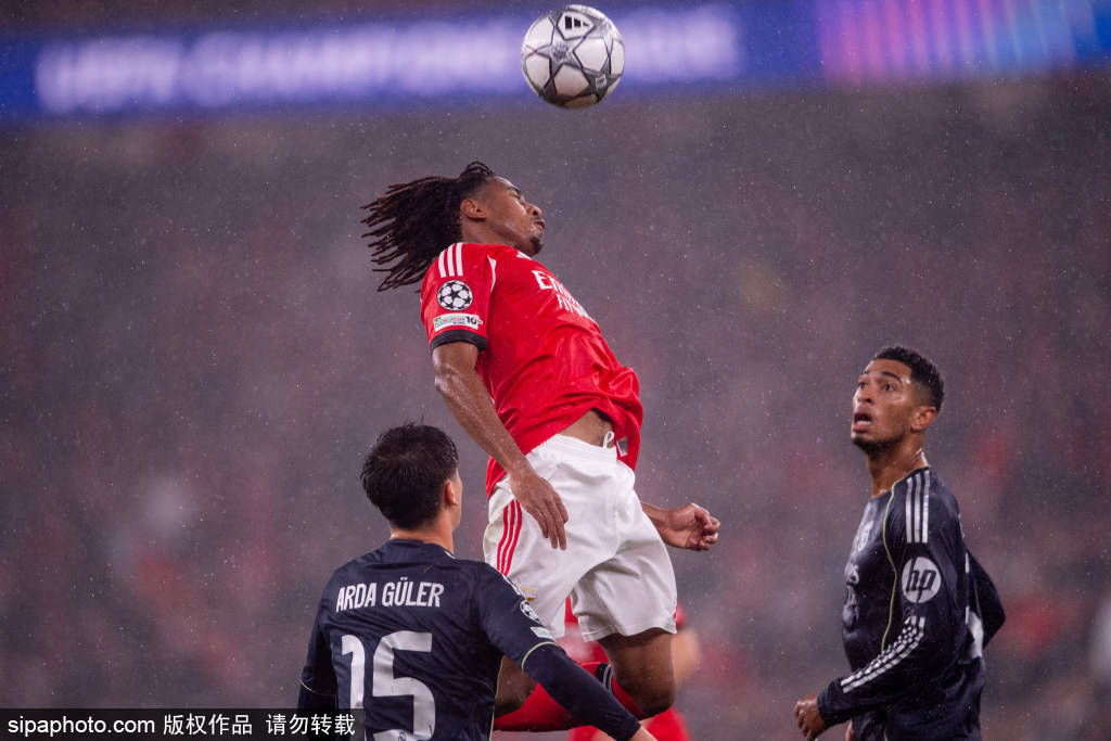 穆里尼奥的战术革命:本菲卡逆转皇家马德里的背后故事